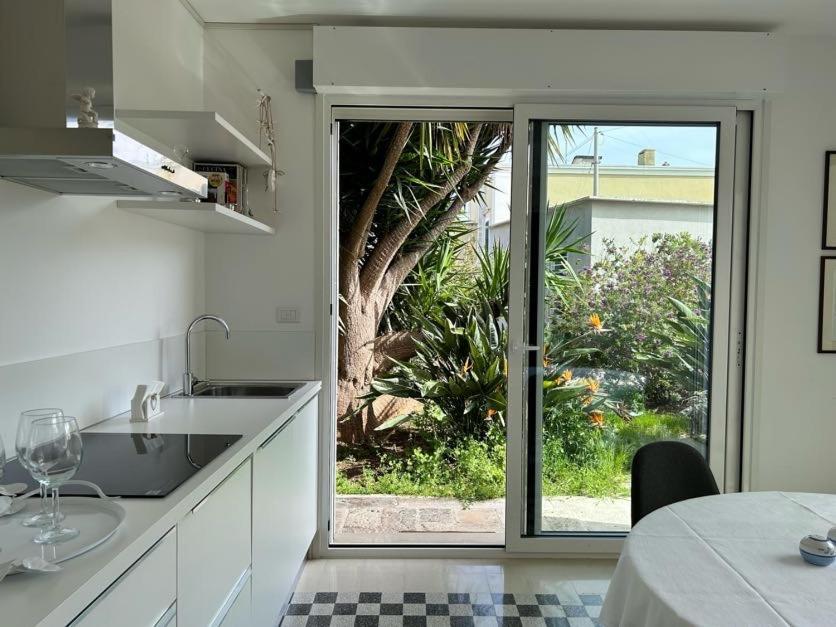 Giardino A Mare Lägenhet Bari Exteriör bild
