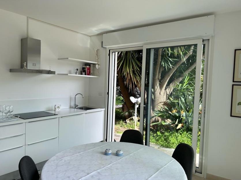 Giardino A Mare Lägenhet Bari Exteriör bild